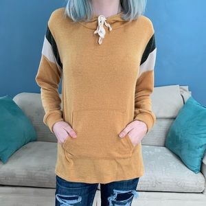 Gold jersey sweatshirt